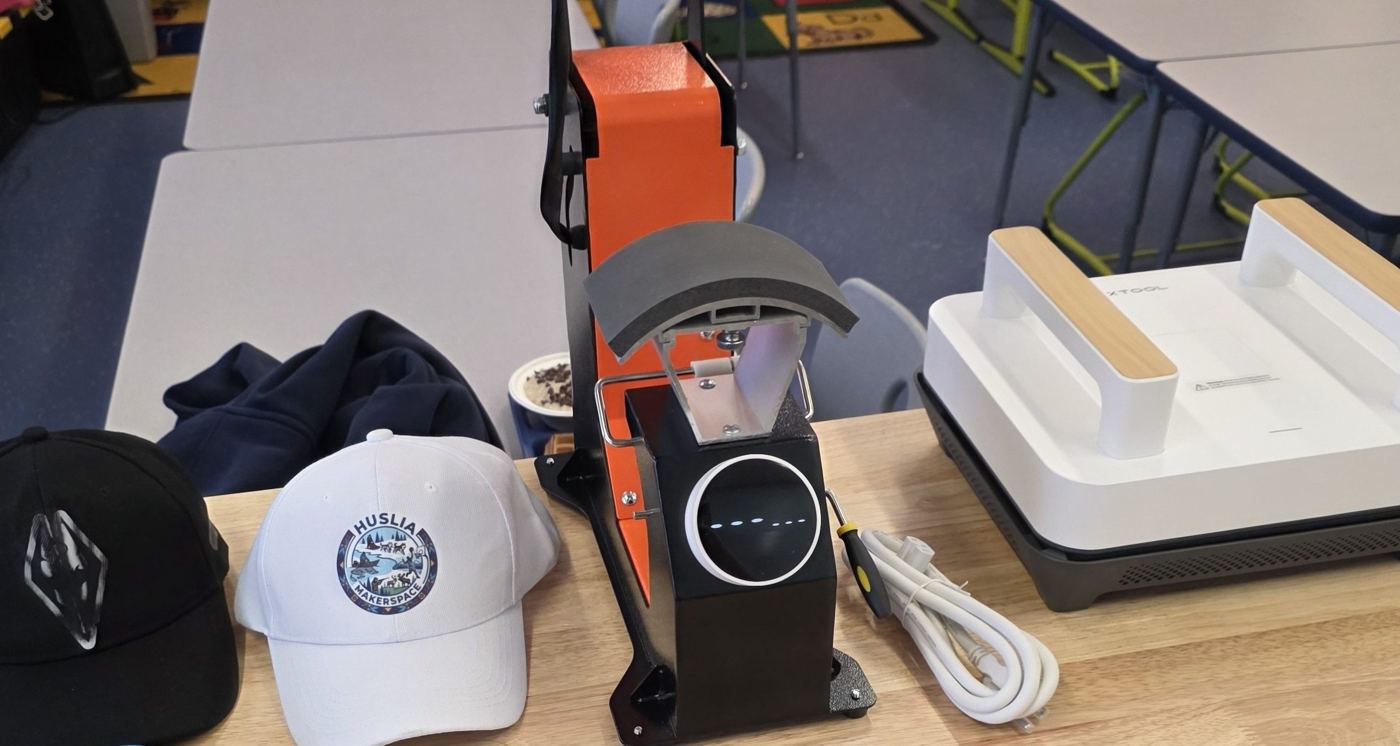 Hat and shirt presses